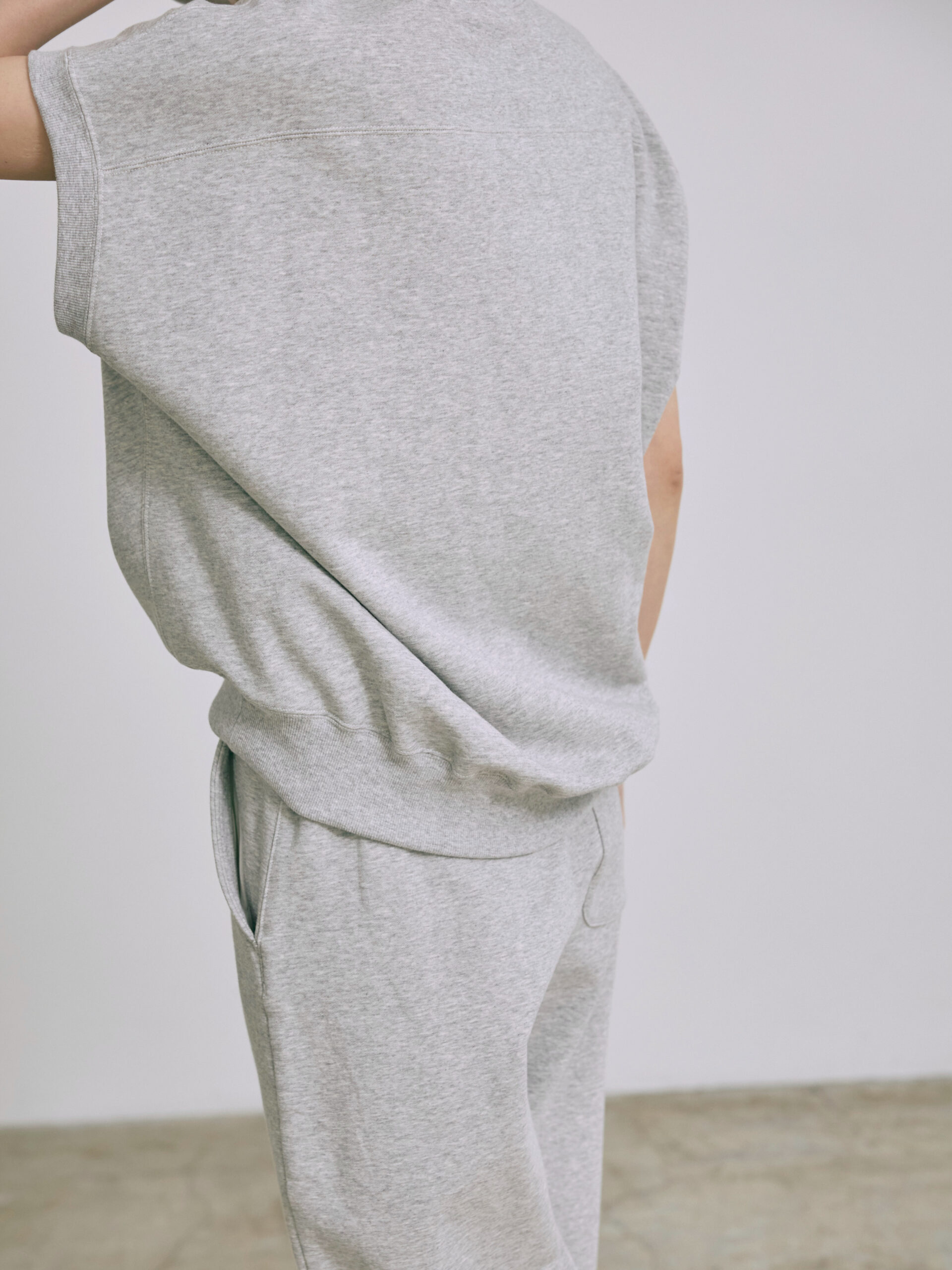 15EB6C83-796F-435F-A7E6-144937CAC43D