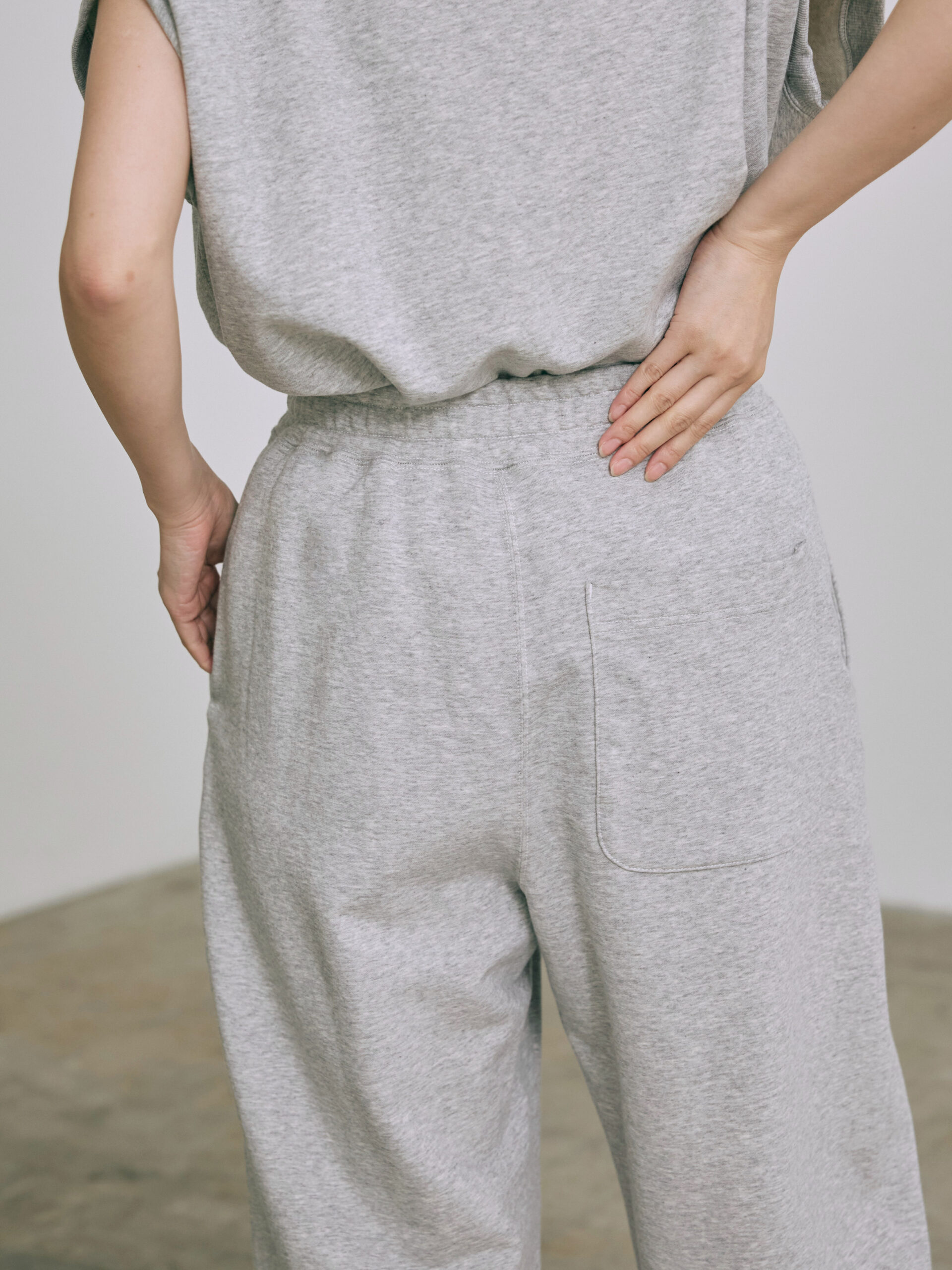 1AAE52D7-2750-4A4A-85C4-DE03F33DD9E4