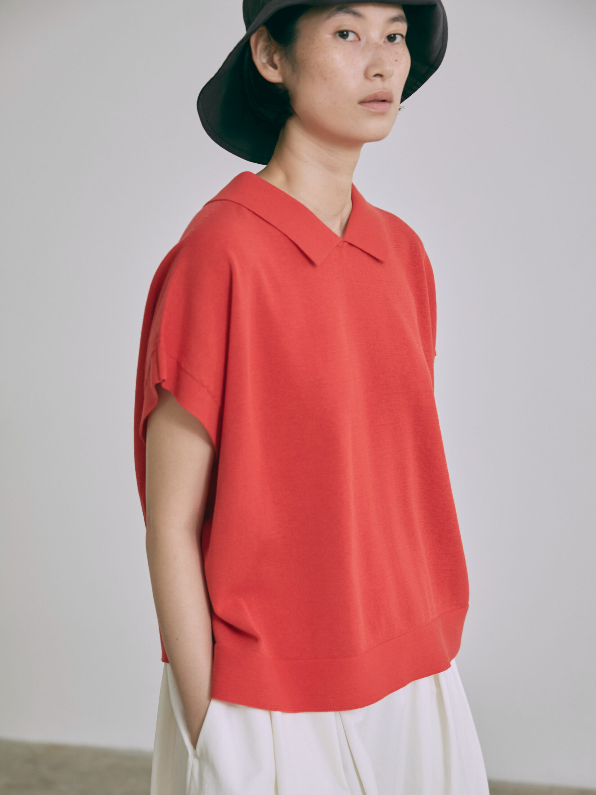 80803B33-9947-444E-86A1-516643D6C769